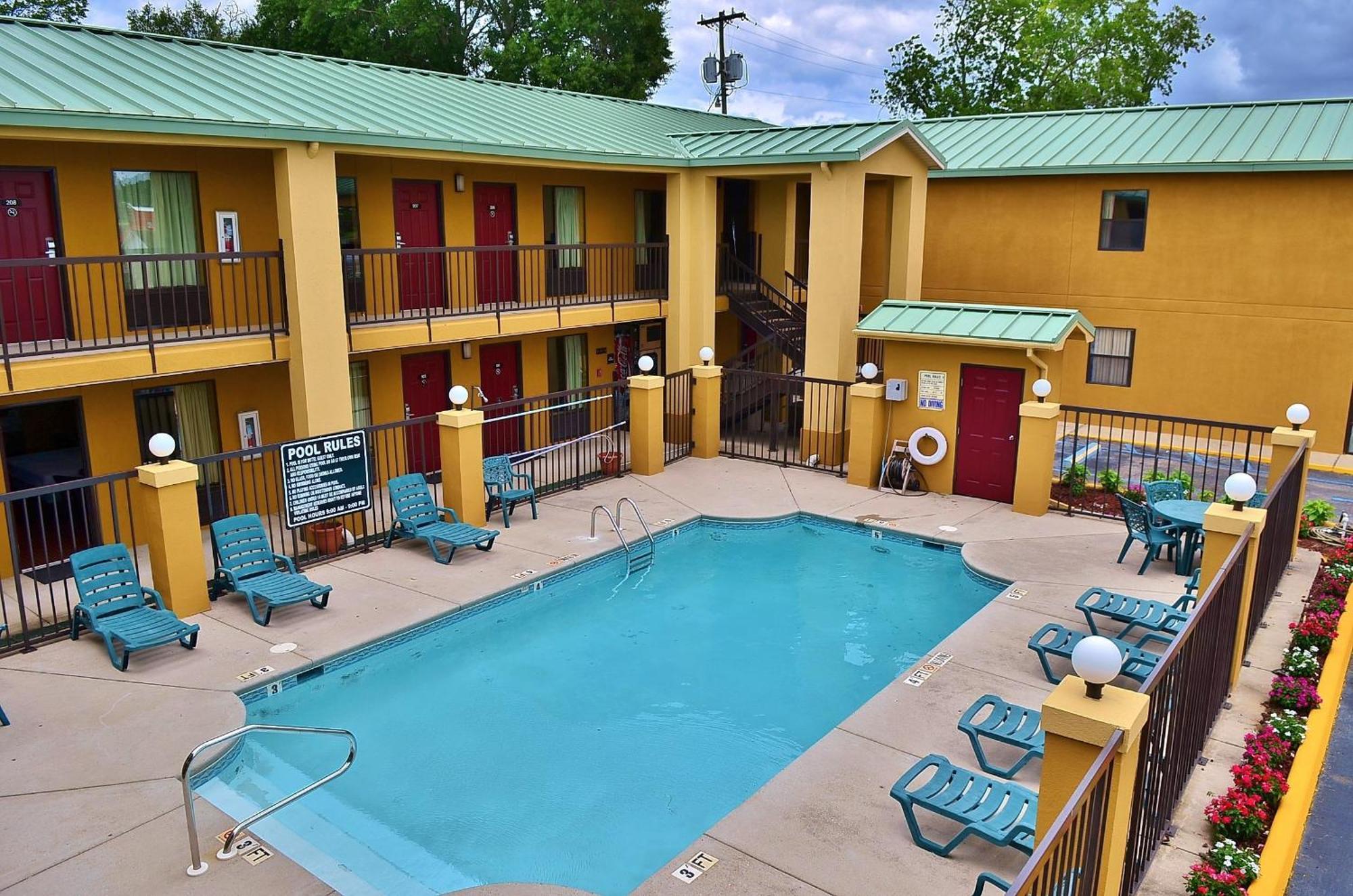 Executive Inn Opp エクステリア 写真